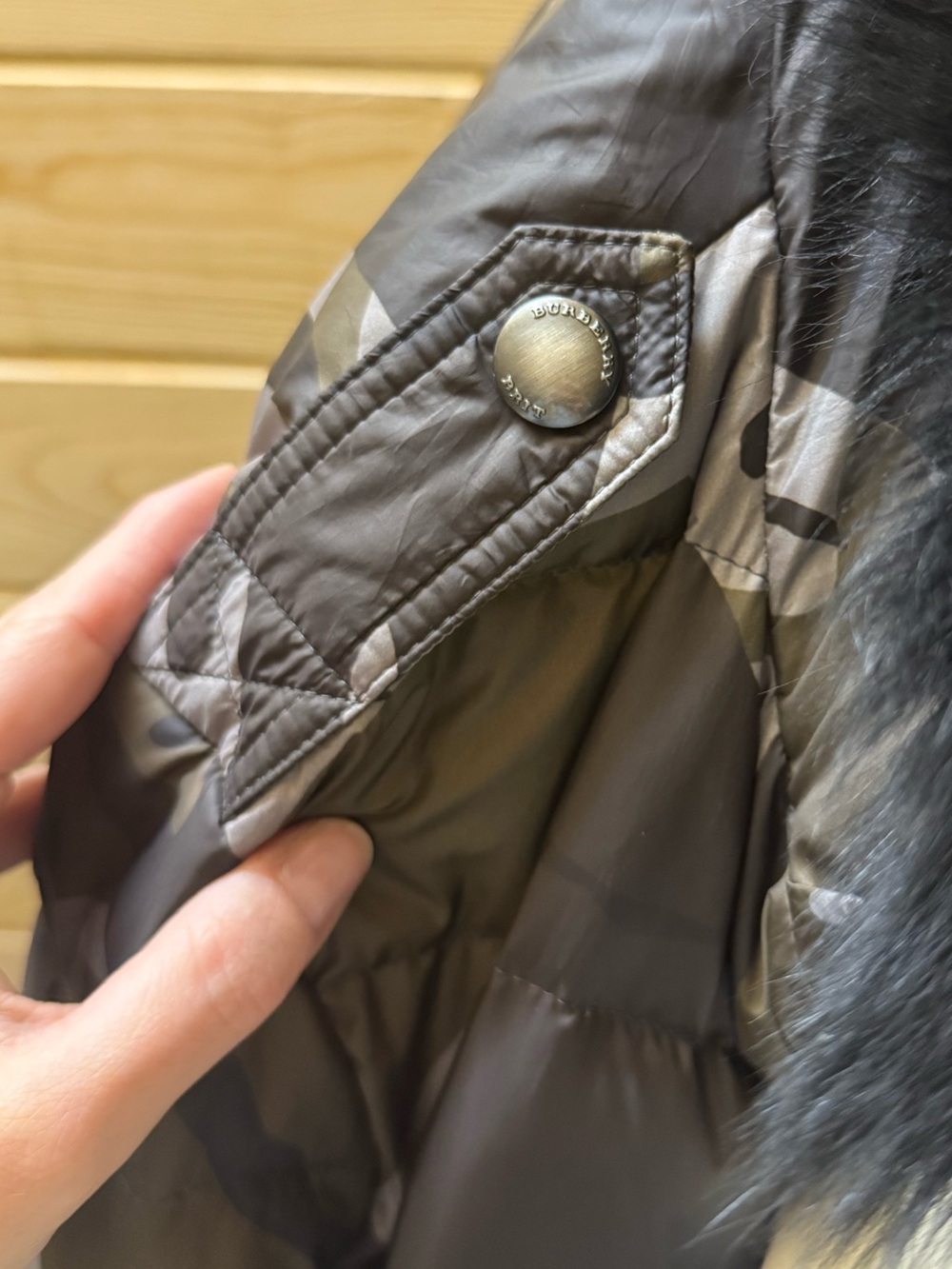 Burberry Brit camo print down jacket - Picture 11 of 14